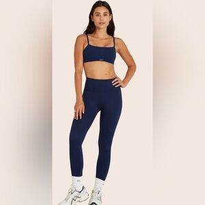 Set Active top and matching leggings